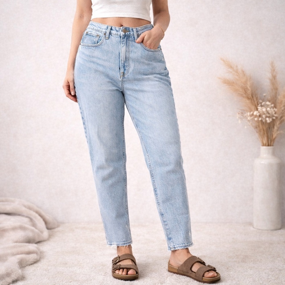 Abercrombie & Fitch The 90s Straight jeans in the Curve Love fit